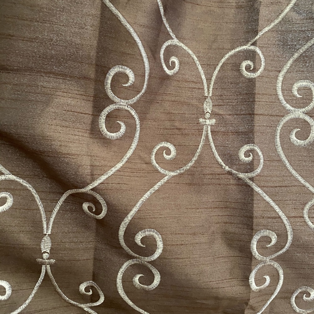 Curtains - Picture 5 of 5